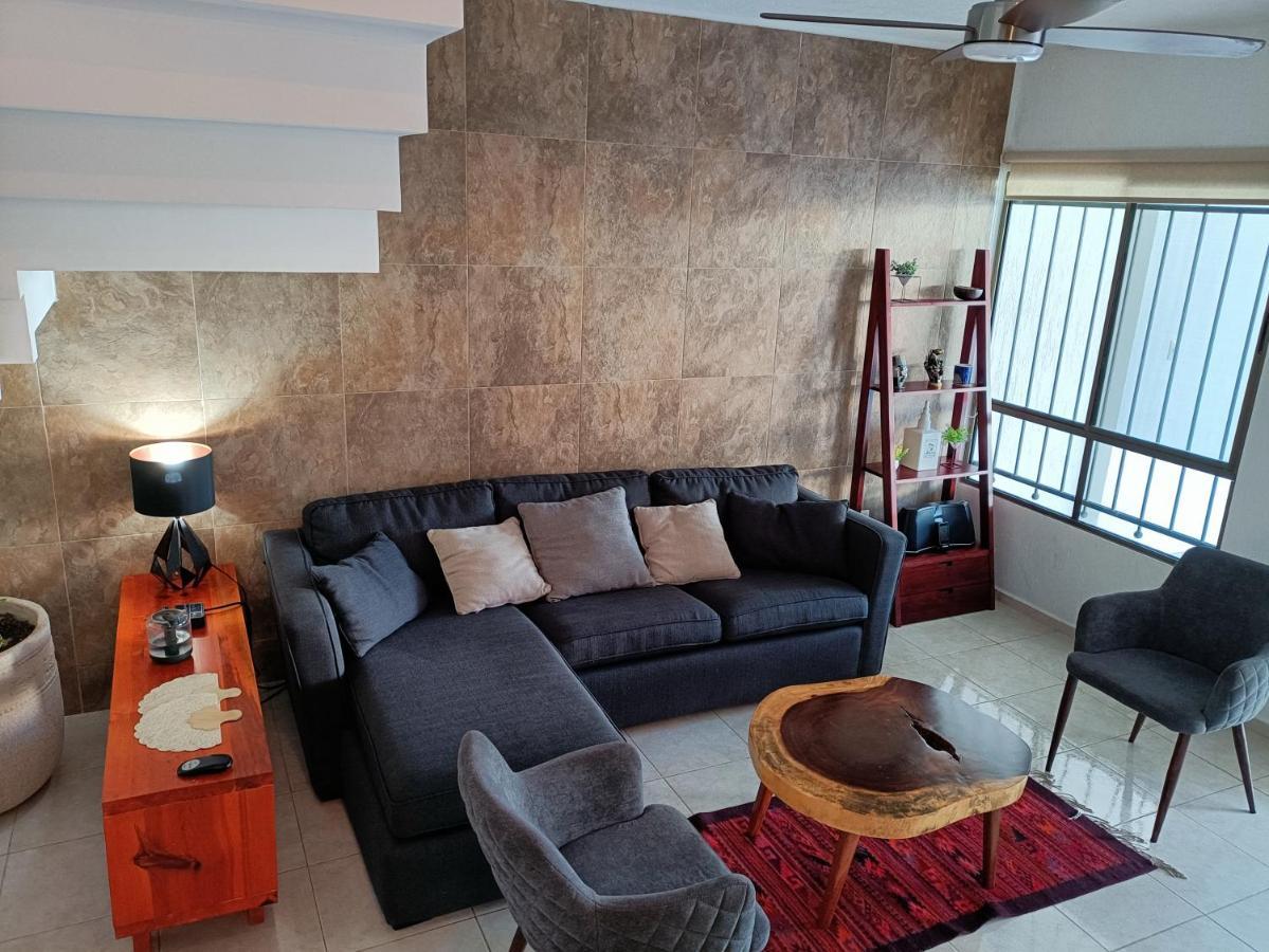 Villa Casa Hector, Con Jacuzzi, Cerca Del Foro Gnp. Mérida Exterior foto