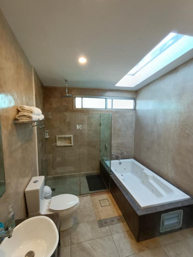Villa Casa Hector, Con Jacuzzi, Cerca Del Foro Gnp. Mérida Exterior foto
